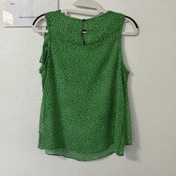 Anthropologie HD Paris Green White Sleeveless Ruffled Printed Chiffon Top Sz 2P‎ - Picture 3 of 5